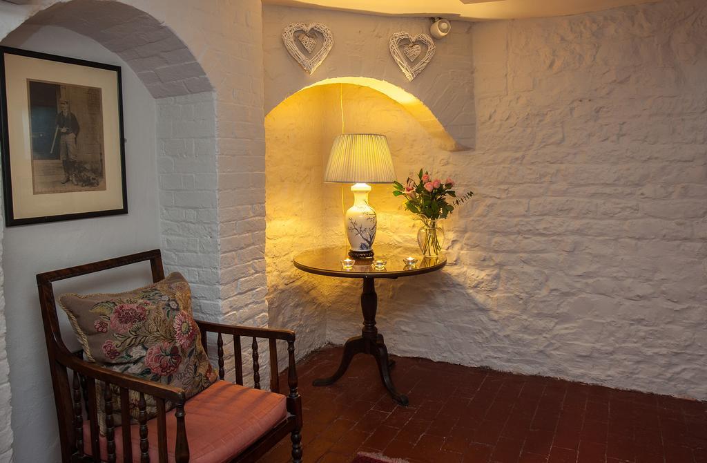 Langrish House Bed and Breakfast Πίτερσφιλντ Εξωτερικό φωτογραφία